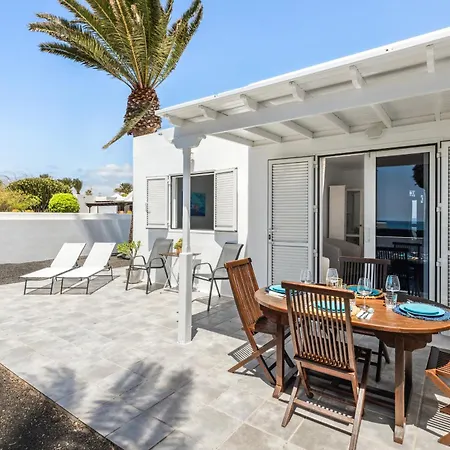 Dom wakacyjny Casahost El Cable Seaview House *